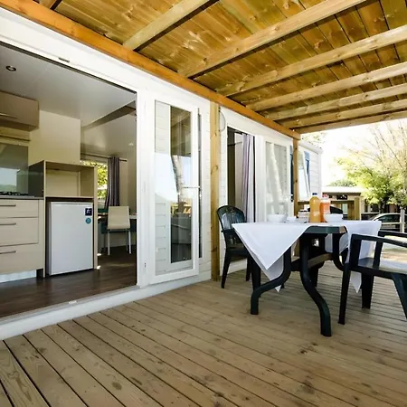 Semesterbostad Mobilehome Riviera Fuer 6 Personen